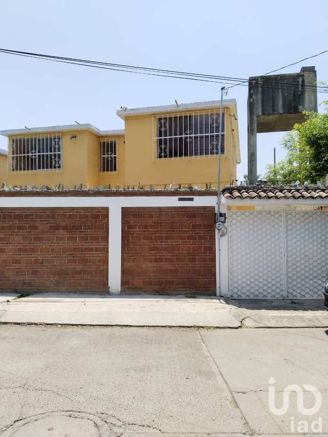 SE VENDE CASA EN FRACC PEDREGAL DE LAS FUENTES, JIUTEPEC MORELOS (PAGO CONTADO)