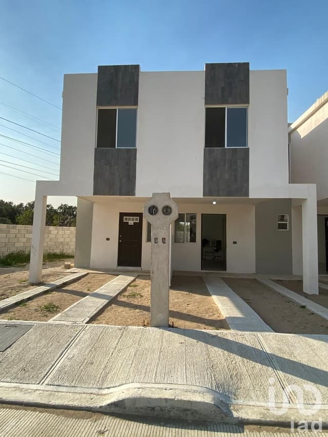 CASAS DUPLEX PREVENTA FRACC SANTA MONICA EN ALTAMIRA TAMAULIPAS