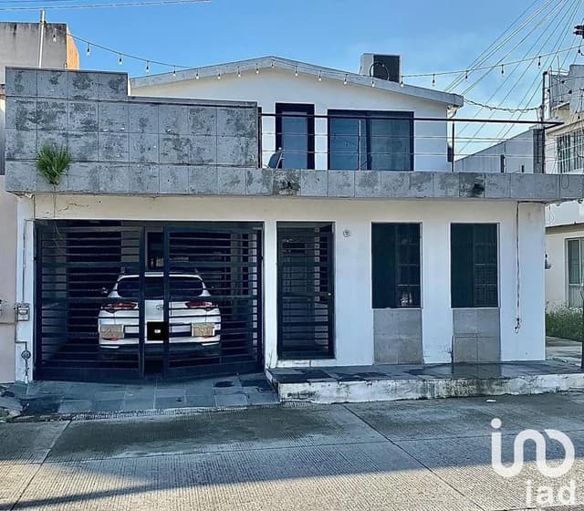 CASA EN RENTA AMUEBLADA EN COL AMPLIACION UNIDAD NACIONAL CIUDAD MADERO TAMAULIPAS