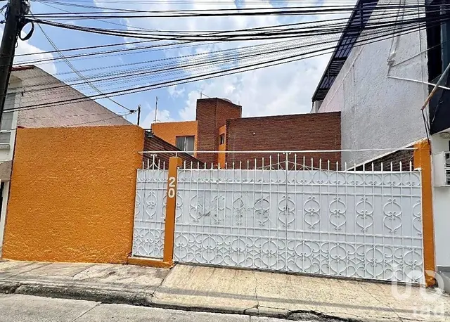 Casa en Venta en Santa Cruz del Monte, Naucalpan, Edo. Méx.