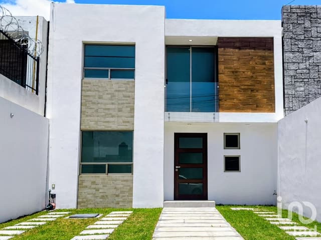!Estrena esta exclusiva casa con diseño y acabados de lujo al Sur de Pachuca!