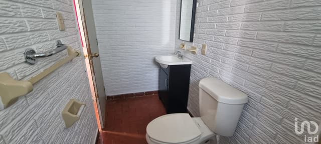 Casa en Venta de una Planta, 4 Habitaciones, 3 Baños, Alberca, en Lomas de Cortés, Cuernavaca