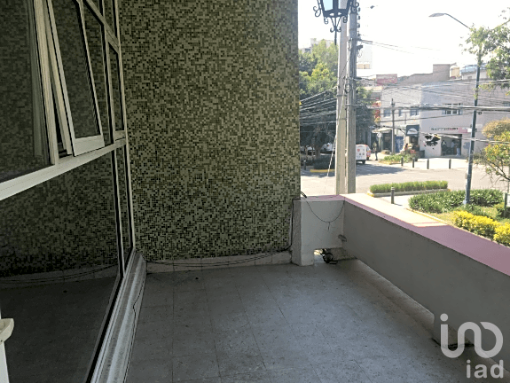 Casa en Venta Col. Irrigación 4R, 2B, 1E, 1Terraza $18M