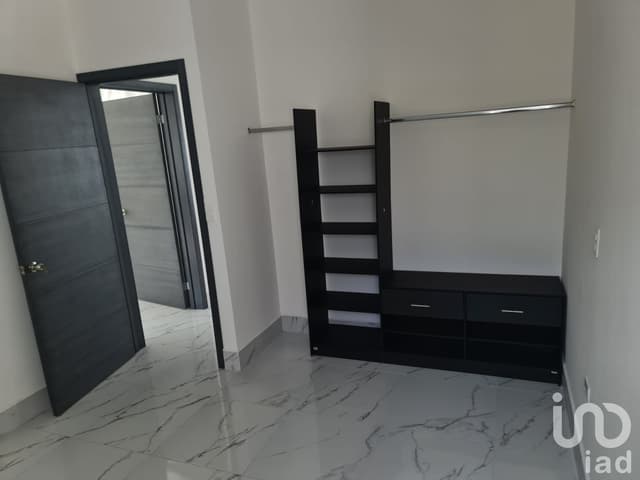 Casa EN RENTA en Col. La Montaña Residencial (Zona Cumbre García)