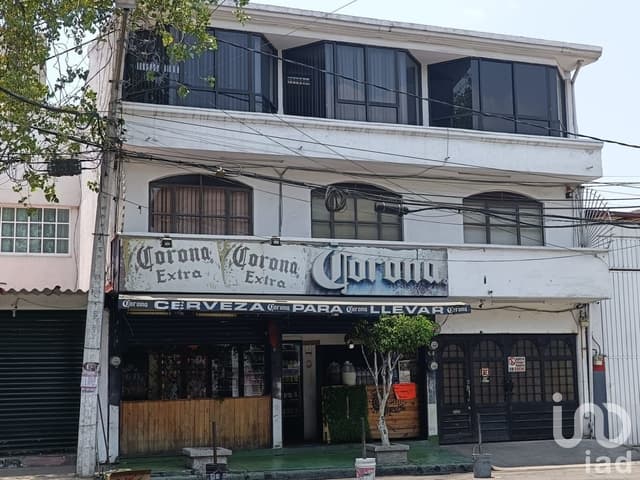 Casa en venta en La Loma Tlalnemex, Tlalnepantla Estado de México, con uso de suelo comercial!