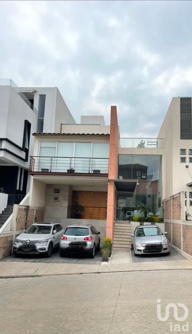 Casa en venta en Vilapunta, Atizapán Edo. Méx. Vive en un entorno seguro y confortable!