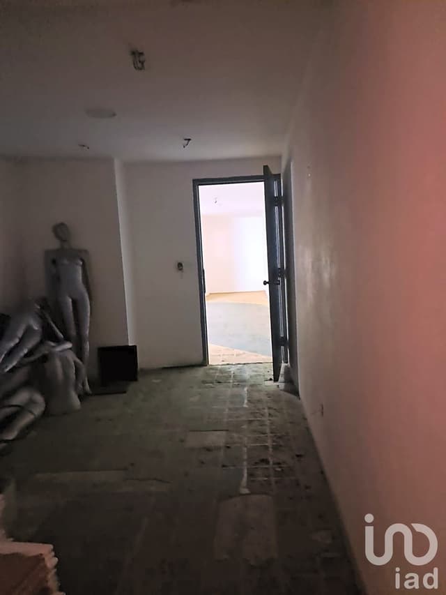 Se Renta Local Comercial en Benito Juárez.