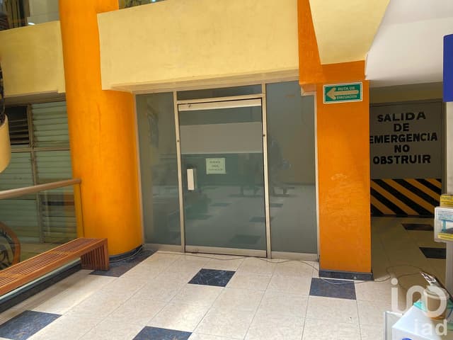 Se Renta Local Comercial En Benito Juarez.