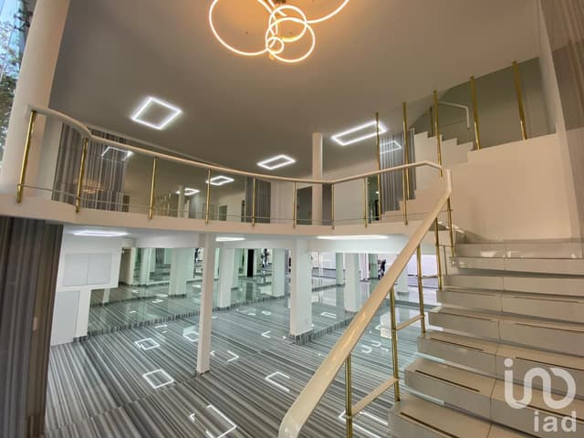 Se renta local comercial en Benito Juarez.