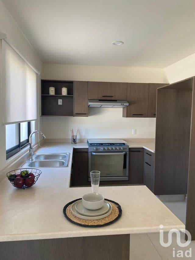 Casa en venta en Quintas de Campo Real – Fracc. privado, Praderas de la hacienda Infonavit/Bancario