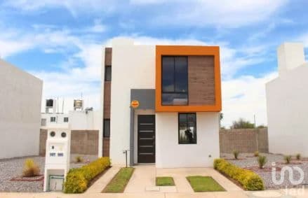 Casa en Privada Piamonte Villa de Pozos $1,853,000.00 Modelo Confort