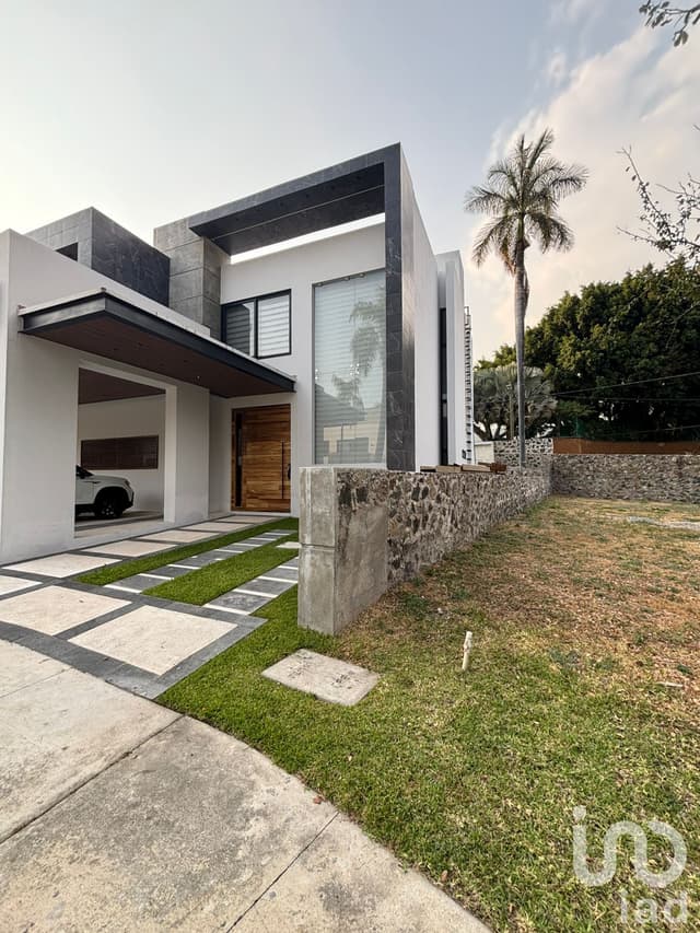 RESIDENCIA EN VENTA EN PALMIRA, CUERNAVACA, MORELOS