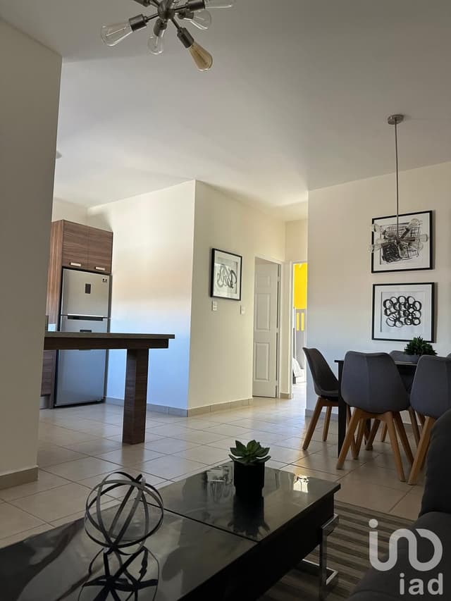 CASA EN VENTA DE 2 RECÁMARAS EN LA PAZ BCS - IDEAL PARA INICIAR, LISTA PARA HABITAR.