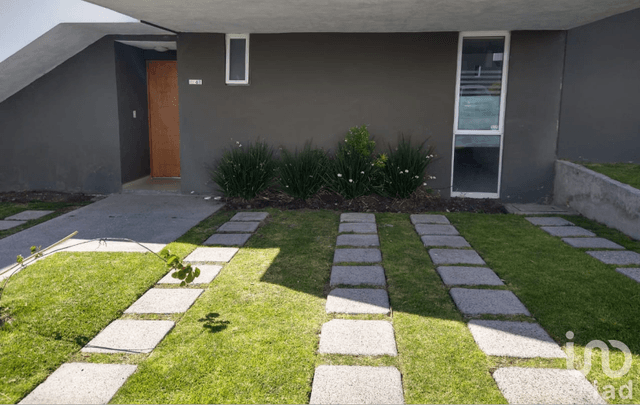 Casa en VENTA de 1 piso (Duplex), EL MIRADOR, QUERETARO. En condominio cerrado EL DESEO