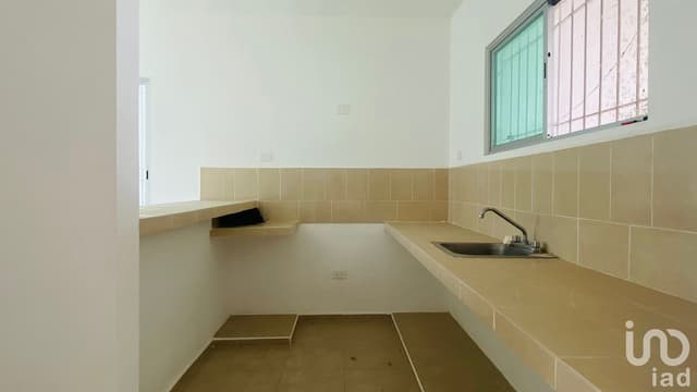 CASA en RENTA a 5 min de Chedraui en Cd, Caucel.