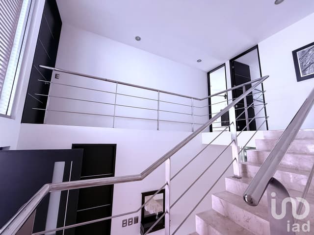 Casa en Renta AMUEBLADA con Piscina en Altabrisa