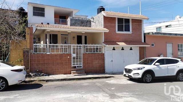 CASA EN VENTA EN LAS COLONIAS BOCA DEL RIO, VERACRUZ
