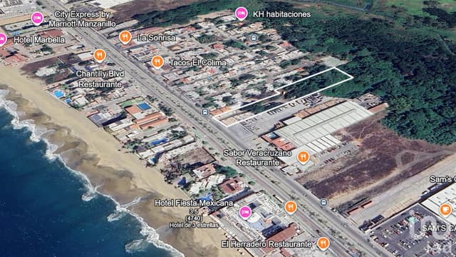 Terreno Manzanillo sobre Boulevard