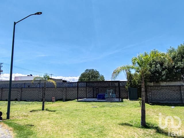 Casa en Venta Fracc. Cerrado: Recámara en Planta Baja, Doble Altura, y 3 Baños