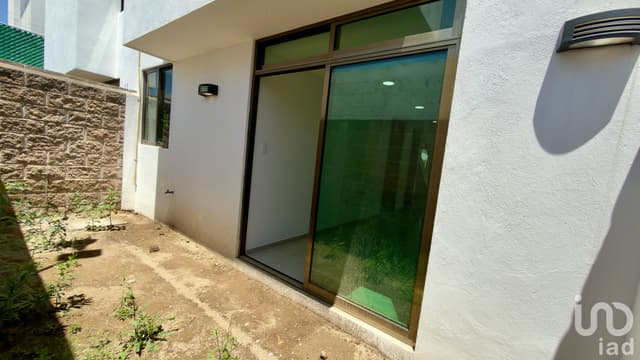 Casa Moderna de 192m2 en San Pedro Cholula. 3 Recámaras