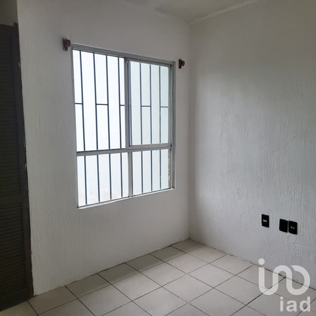 VENTA DE CASA EN EL FRACCIONAMIENTO DORADO REAL, TEJERIA EN LA CIUDAD DE VERACRUZ