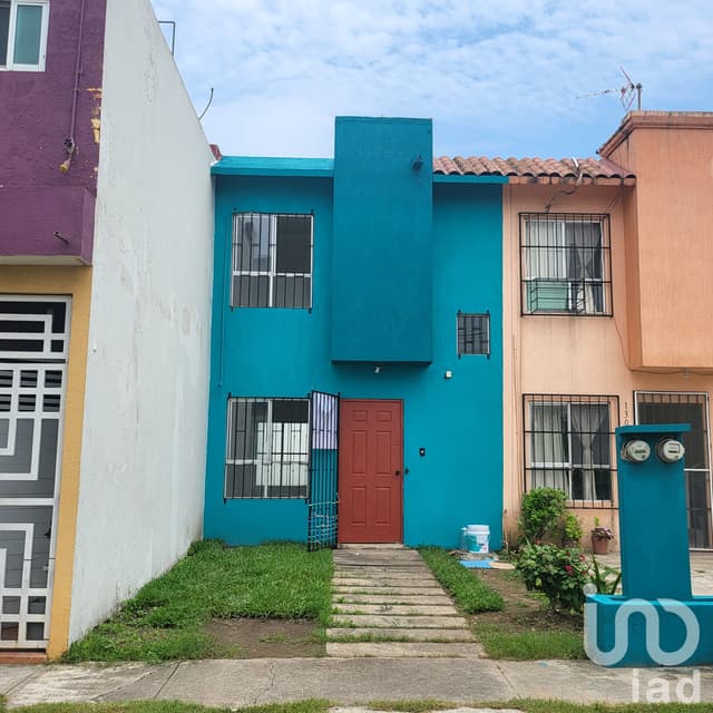 VENTA DE CASA EN EL FRACCIONAMIENTO DORADO REAL, TEJERIA EN LA CIUDAD DE VERACRUZ