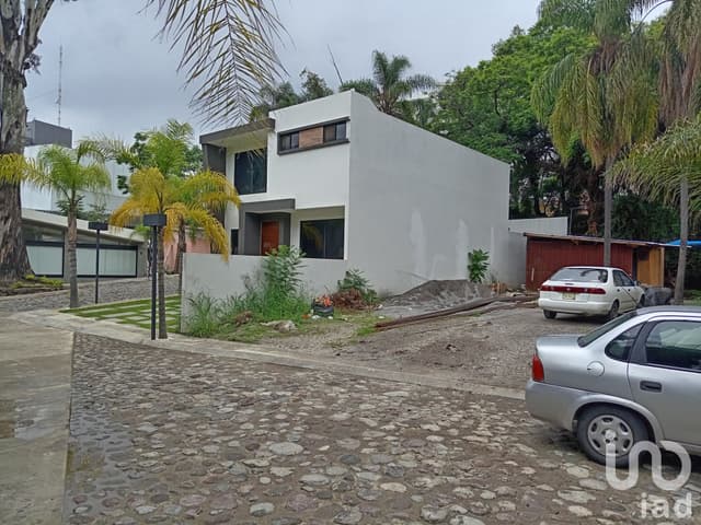 TERRENO EN VENTA EN CONDOMINIO, LOMAS DE LA SELVA, CUERNAVACA