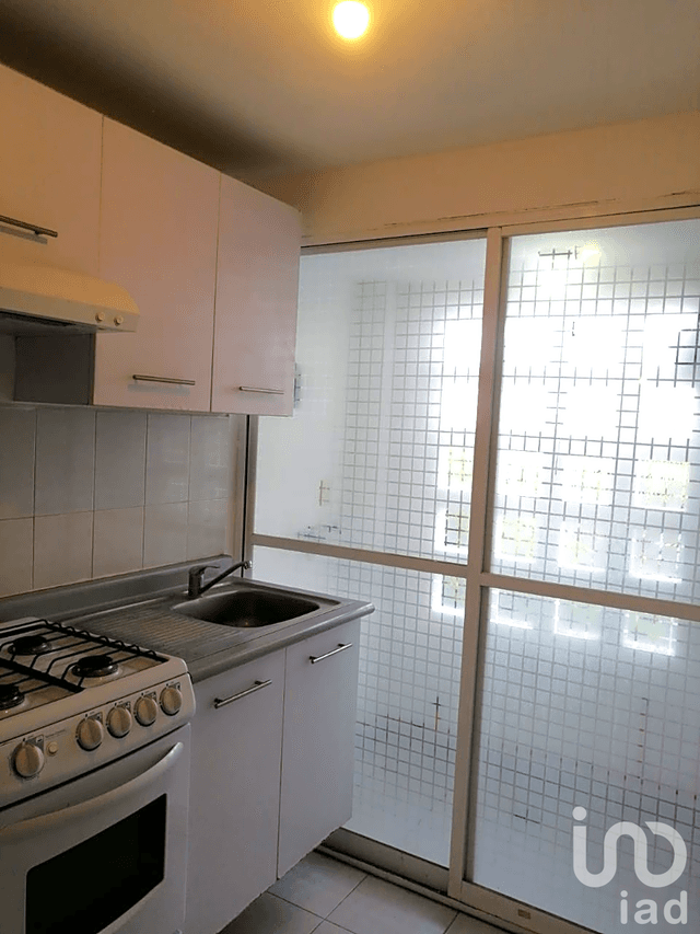 Departamento en Venta en Oriente, Colonia Agrícola Oriental, Iztacalco, CP. 08500, CDMX