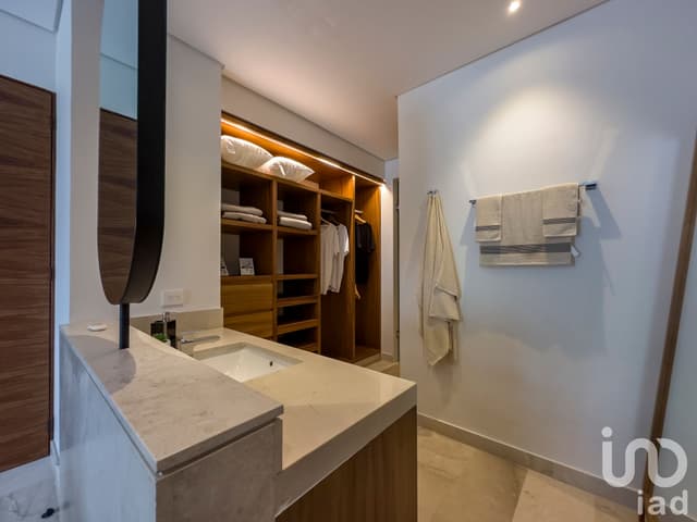 Entrega inmediata amueblado, hermoso departamento beachfront con jardin privado y amenidades