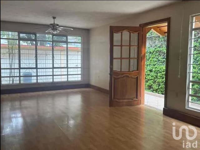 Venta de casa en la colonia Del Valle Sur, calle Amores CDMX