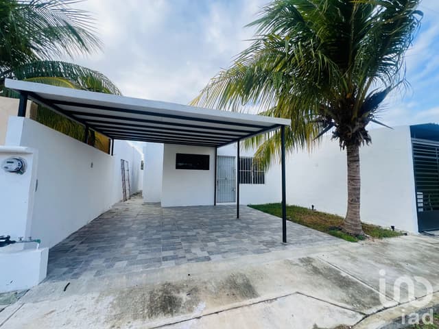 CASA EN VENTA EN CIUDAD CAUCEL REMODELADA