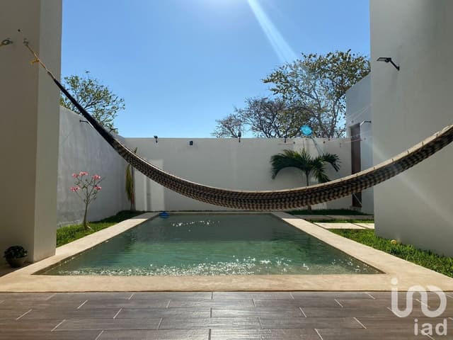 CASA EN VENTA EN CHOLUL