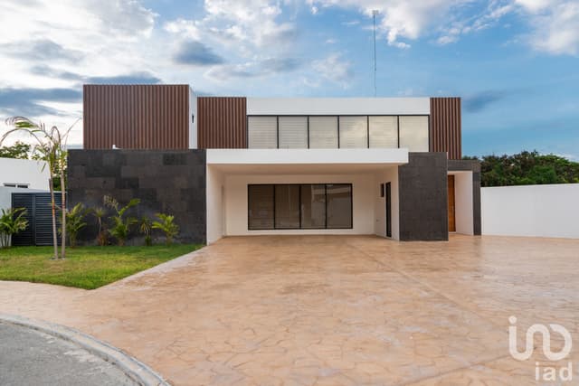 CASA EN VENTA AMUEBLADA JARDINES DE LA REJOYADA