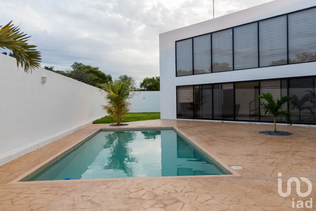 CASA EN VENTA AMUEBLADA JARDINES DE LA REJOYADA