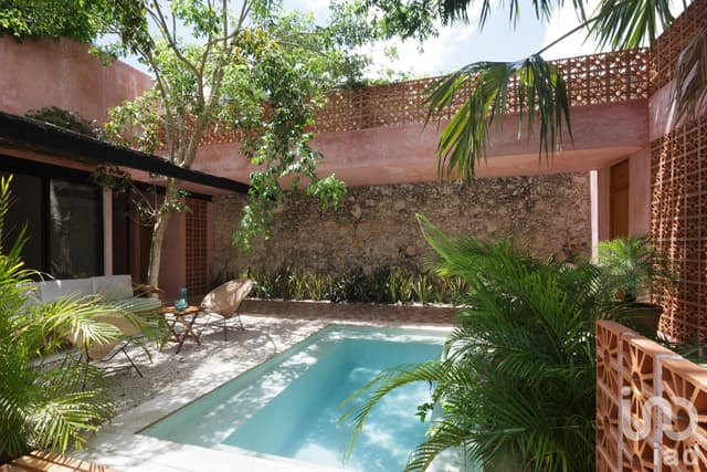 CASA EN VENTA EN MÉRIDA CENTRO, CASA LUCIERNAGA EN SAN SEBASTIAN.