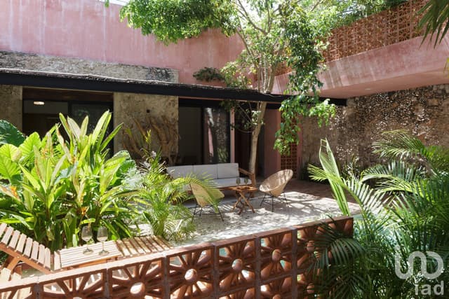 CASA EN VENTA EN MÉRIDA CENTRO, CASA LUCIERNAGA EN SAN SEBASTIAN.