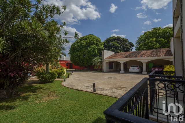CASA EN VENTA CON 1,510 M2 DE TERRENO, EN SANTA SANTA RITA CHOLUL.