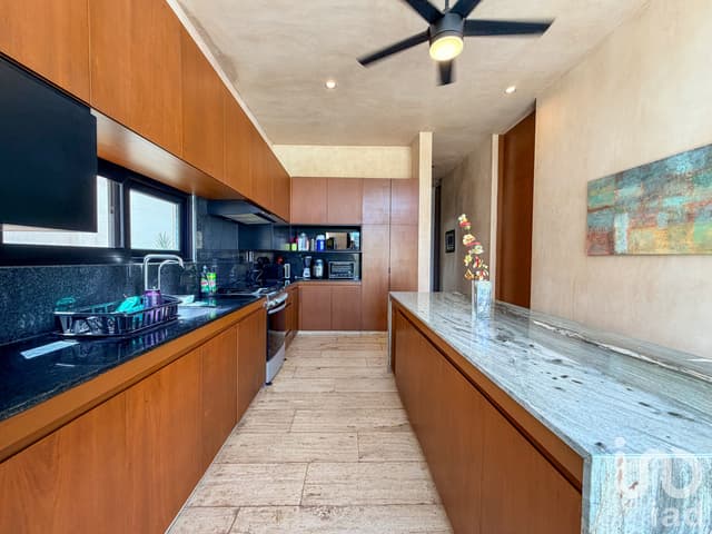 CASA EN VENTA DE 3 HABITACIONES ESTILO ÚNICO TEMOZON NORTE TERRAL