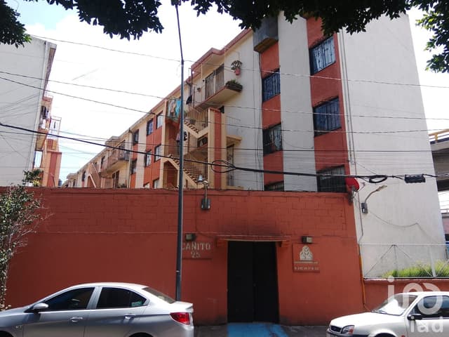 Departamento en Venta en Miguel Hidalgo, remodelado, conjunto cerrado y a 6 min del metro Tacuba.