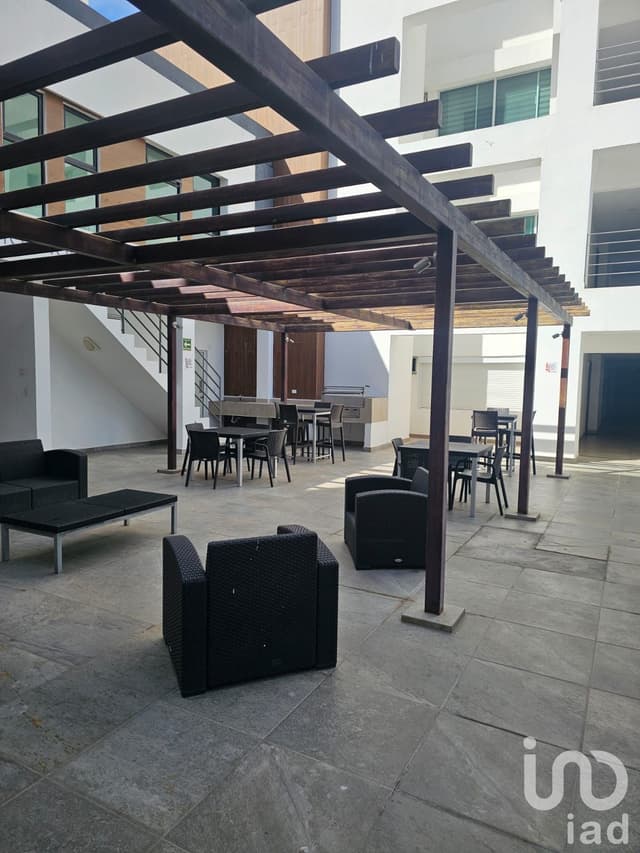 Penthouse en Torre Navia, precio de remate