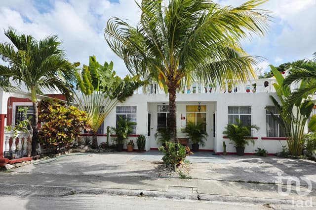 2 CASAS Y UN ESTUDIO - TODO AMUEBLADO