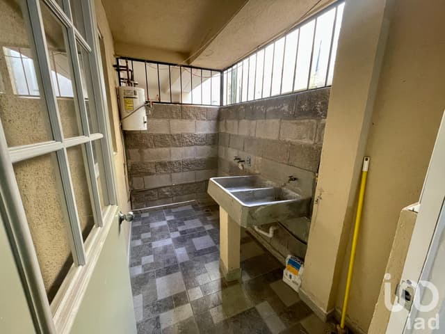 EXCELENTE OPORTUNIDAD PARA INVERTIR O VIVIR DEPARTAMENTO EN PLANTA MEDIA REAL SOLARE