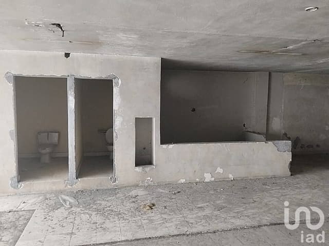 RENTA DE BODEGA COMERCIAL SOBRE BERNARDO REYES