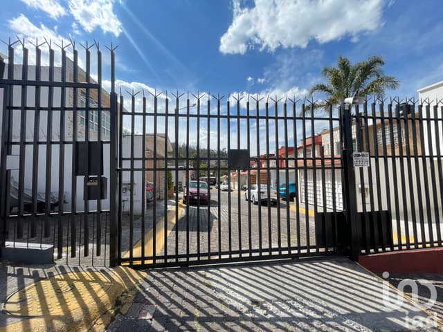 Casa en Venta, Tultitlán Edo Mex., Bien Ubicada Cerca de Escuelas, Áreas recreativas y Comercios