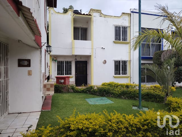 Casa en venta en Fraccionamiento Paraíso Residencial, Cuautla, Morelos