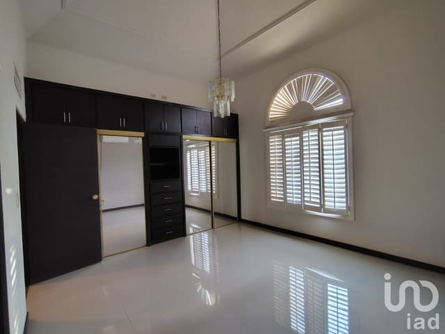 CASA EN VENTA 3 RECAMARAS AREA CLINICA IMSS # 2 CD JUAREZ CHIH