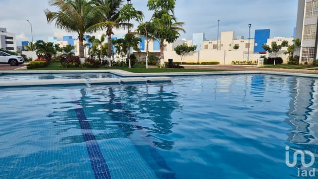 Departamento amueblado en venta con alberca en Acapulco Diamante