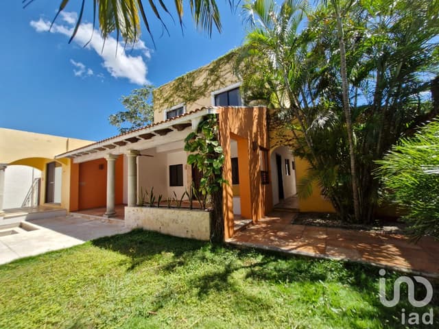 Casa en venta, Residencial Montebello, dentro de la ciudad de Mérida, Yucatán