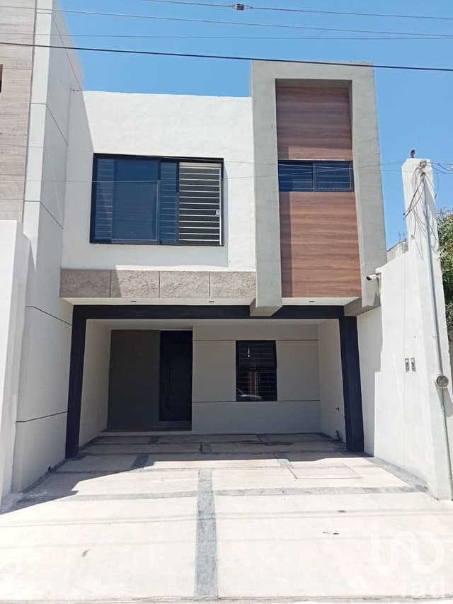 CASA DE DOS NIVELES EN VENTA EN VILLAS DEL SOL MAZATLAN SINALOA