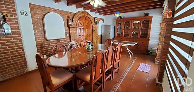 Casa estilo colonial en VENTA, ubicada en Lomas de Cocoyoc